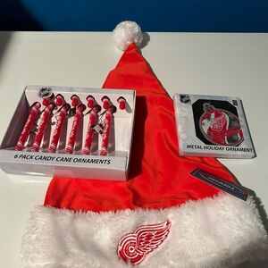 NWTs Detroit Red Wings Holiday Lot